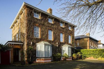 Aberdeen Lodge - image 4