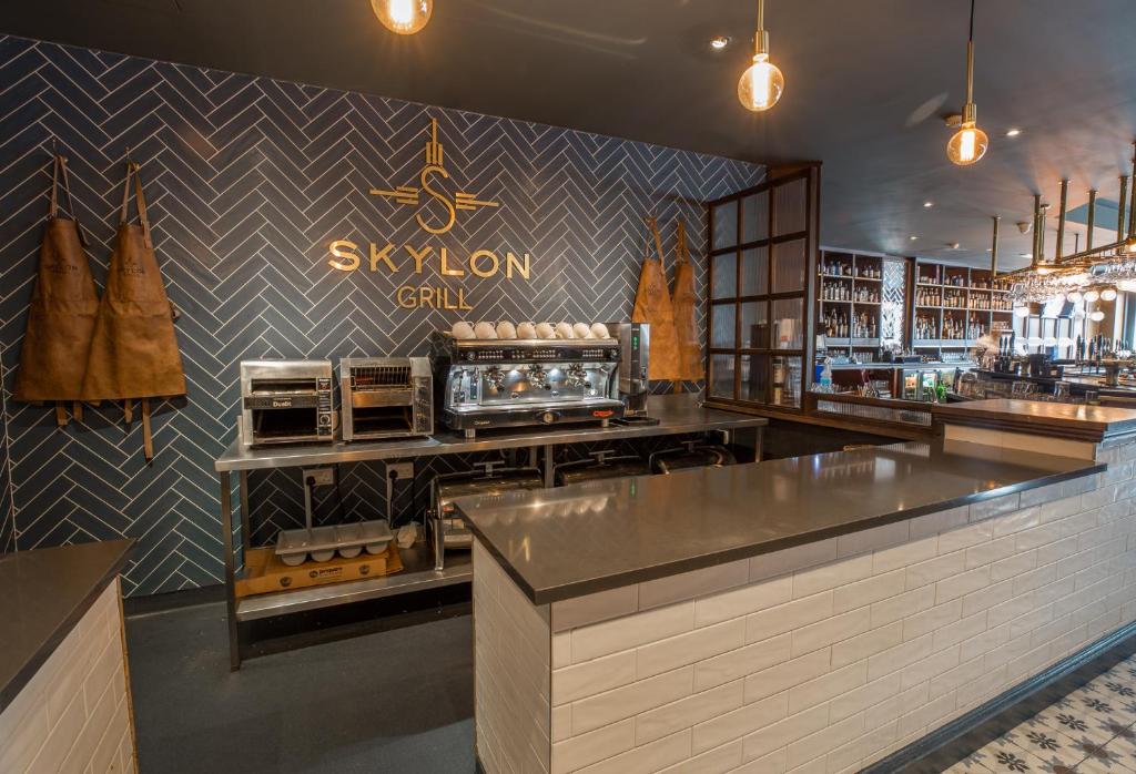 Dublin Skylon Hotel - image 2