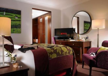 Camden Court Hotel - image 3