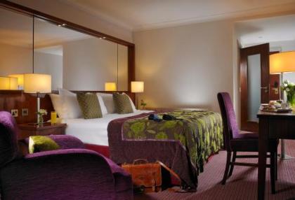 Camden Court Hotel - image 6