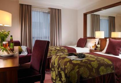 Camden Court Hotel - image 7
