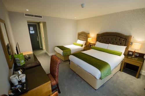 Drury Court Hotel - image 2