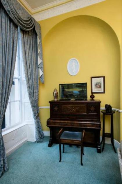 Harrington Hall - image 6