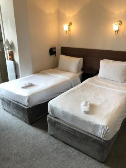 Leeson Bridge Guesthouse - image 16