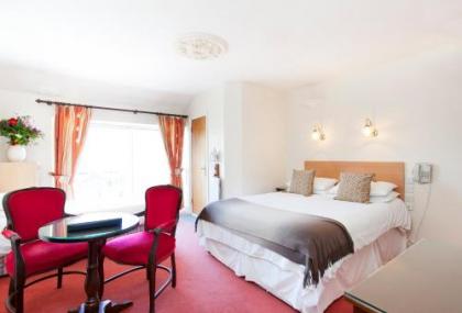 Leeson Bridge Guesthouse - image 2