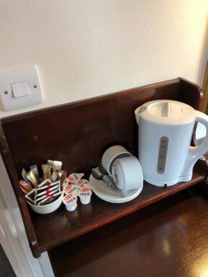 Leeson Bridge Guesthouse - image 5