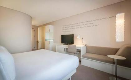 The Morrison Dublin Curio Collection by Hilton - image 11
