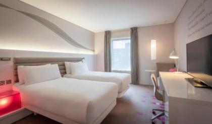 The Morrison Dublin Curio Collection by Hilton - image 12
