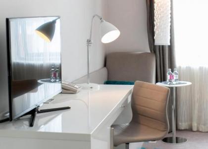 The Morrison Dublin Curio Collection by Hilton - image 18