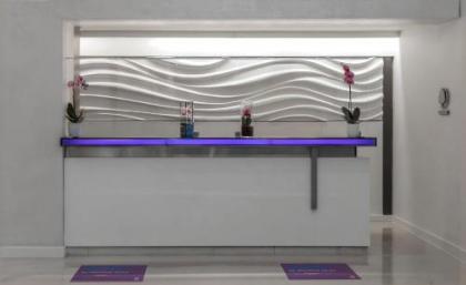 The Morrison Dublin Curio Collection by Hilton - image 3