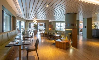 The Morrison Dublin Curio Collection by Hilton - image 6