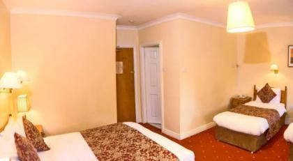 Waterloo Lodge - image 16