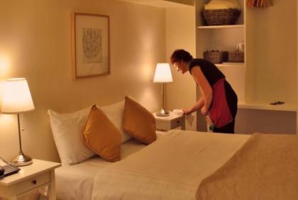 Waterloo Lodge - image 3