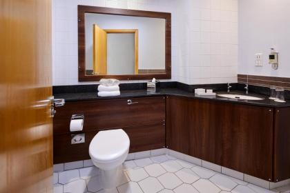 Handel's Hotel - image 9
