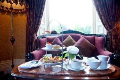 Finnstown Castle Hotel - image 10