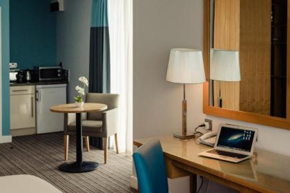 Aspect Hotel Park West - image 14