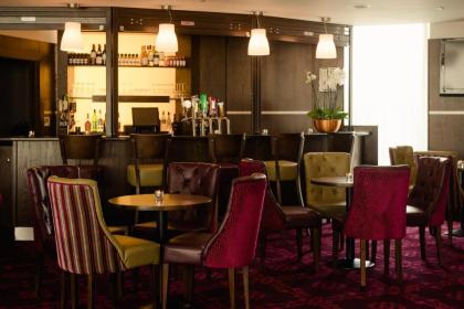 Aspect Hotel Park West - image 4