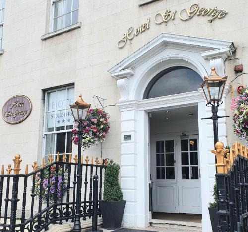 Hotel St George by Nina - image 4