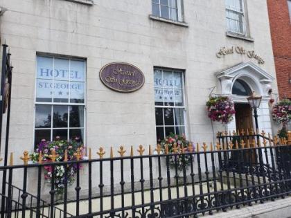 Hotel St George by Nina - image 9