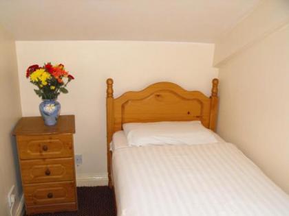 Hazelbrook Lodge - image 6