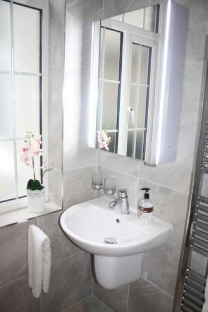 Almanii B & B - image 16