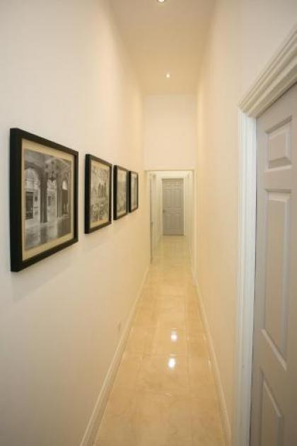 Temple Bar Essex Apartments - image 6