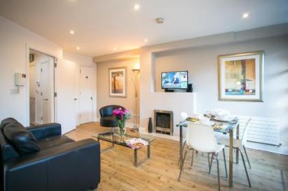 Temple Bar District Apartments - image 20