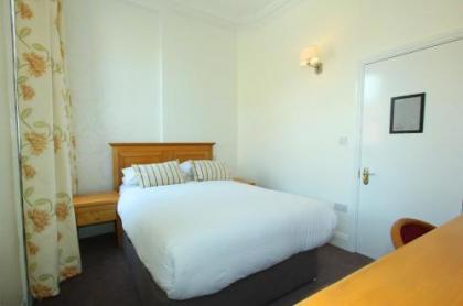 Eccles Townhouse - image 18