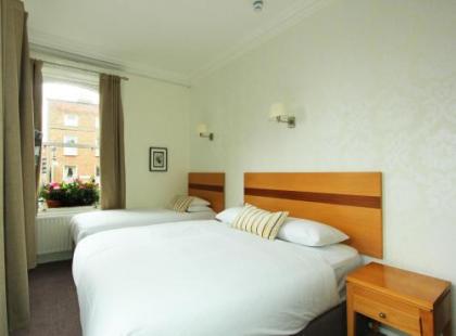 Eccles Townhouse - image 20