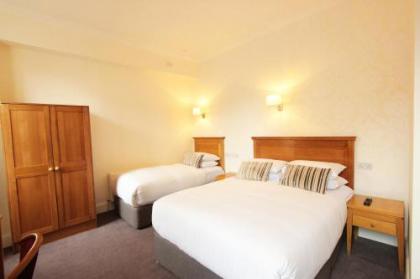 Eccles Townhouse - image 3