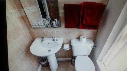 Parkway Guesthouse - image 15