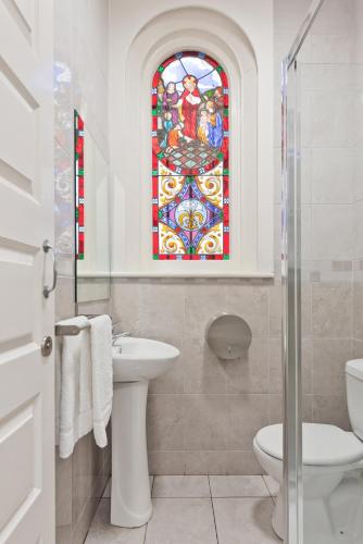 Gardiner House - image 2