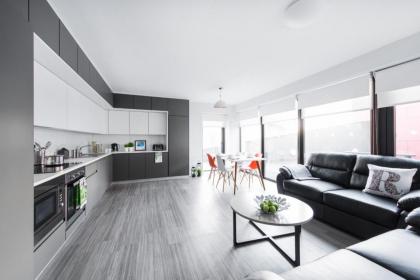 Broadstone Hall - Student Accommodation - image 5
