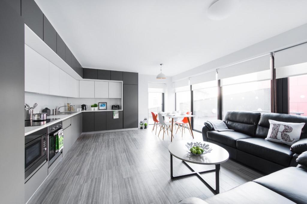 Broadstone Hall - Student Accommodation - image 5