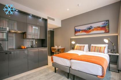 Grafton Street Studios by City Break Apartments - image 1