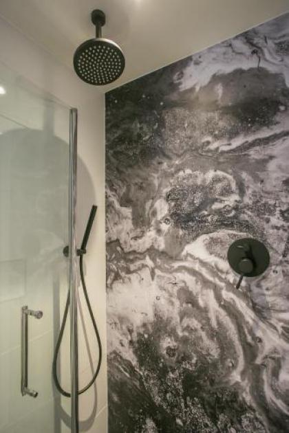 Grafton Street Studios by City Break Apartments - image 15