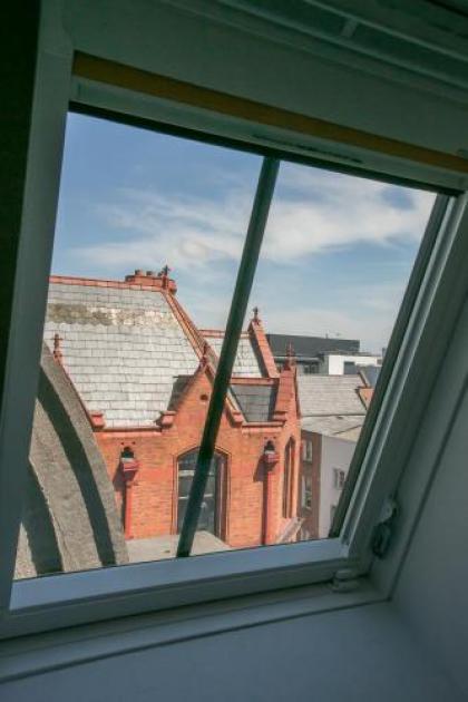 Grafton Street Studios by City Break Apartments - image 18