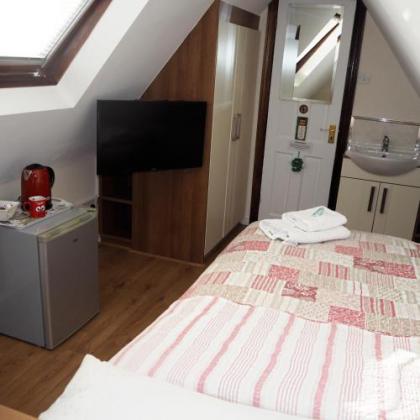 Errigal Guest House - image 2