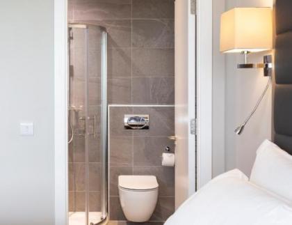 Metro Apartments Dublin Airport - image 13