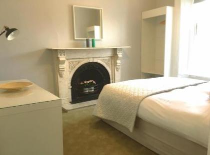 Donnybrook Townhouse - image 1