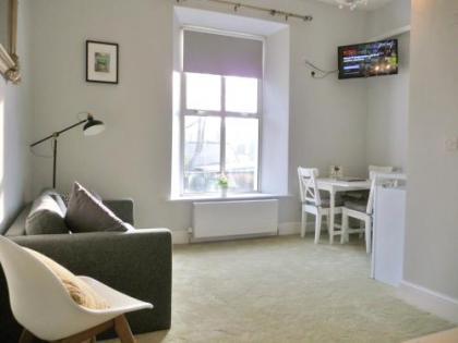 Donnybrook Townhouse - image 11
