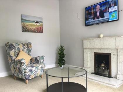 Donnybrook Townhouse - image 3