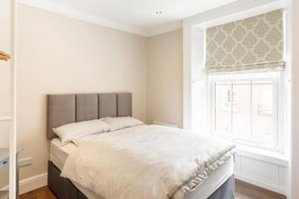 Molloys Apartments - image 12