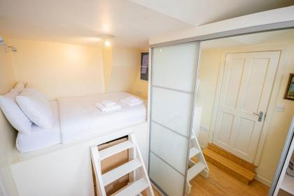 2 Bedroom City Cottage In Pheonix Park - image 4