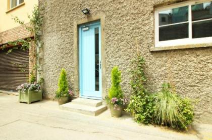 Harry Clarke Mews at the Castle Hotel - image 4