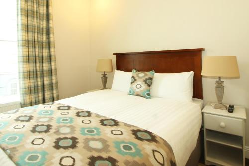 Tom Dick and Harriet's Accommodation - image 5