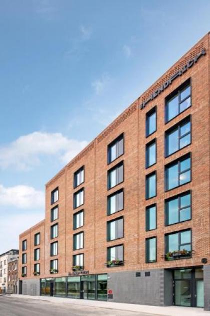 The Hendrick Smithfield - image 11
