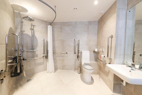 Marlin Hotel Stephens Green - image 3