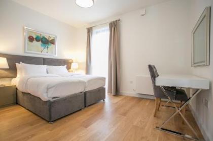 Grand Canal Square Apartments - image 14