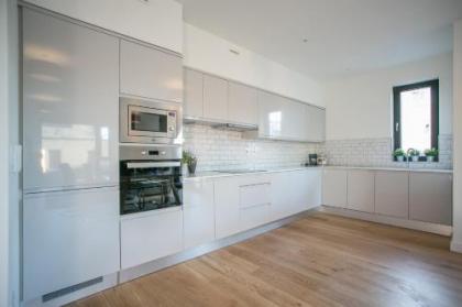 Grand Canal Square Apartments - image 20